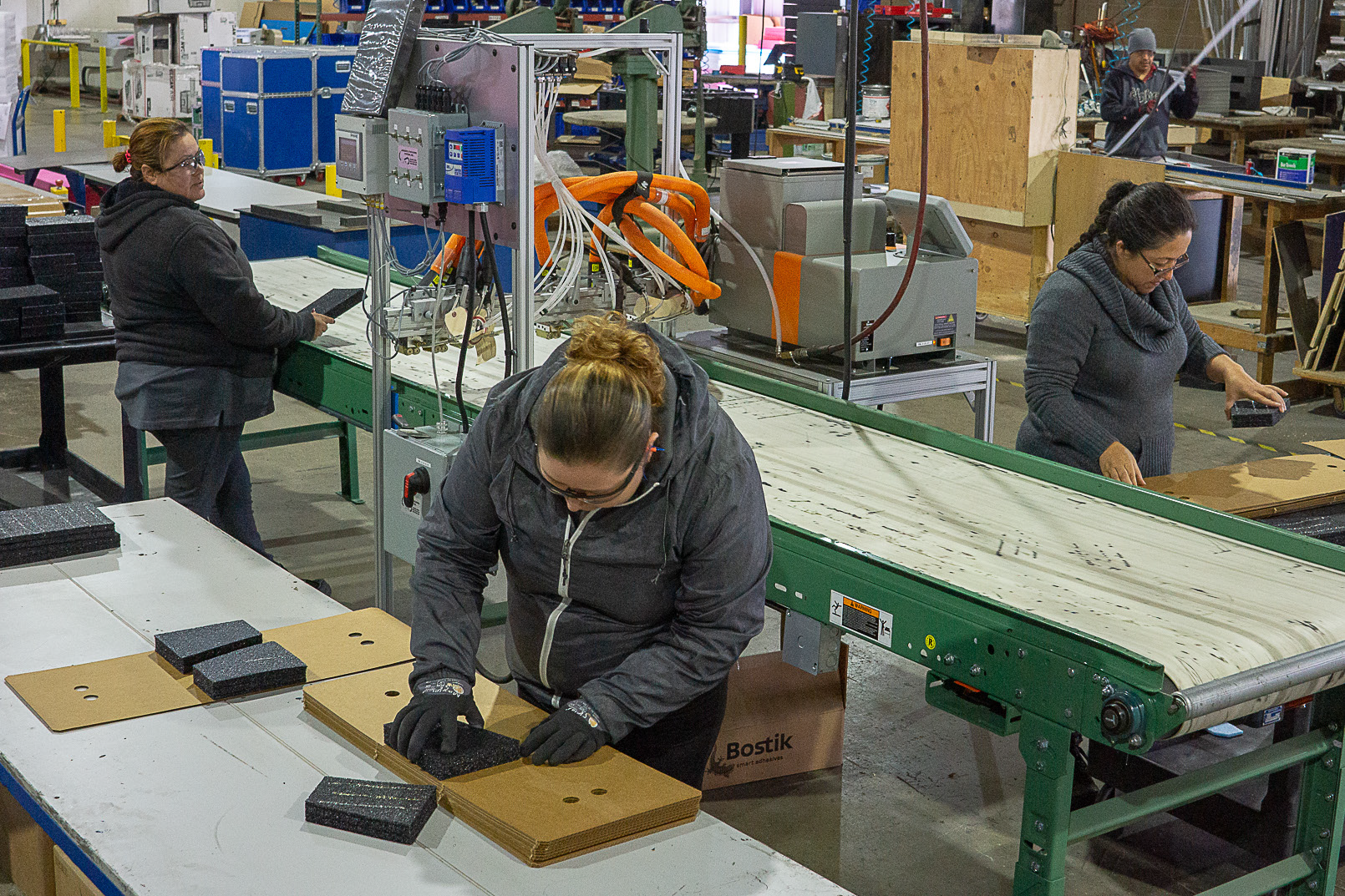 Foam-Assembling-Industrial-Packaging