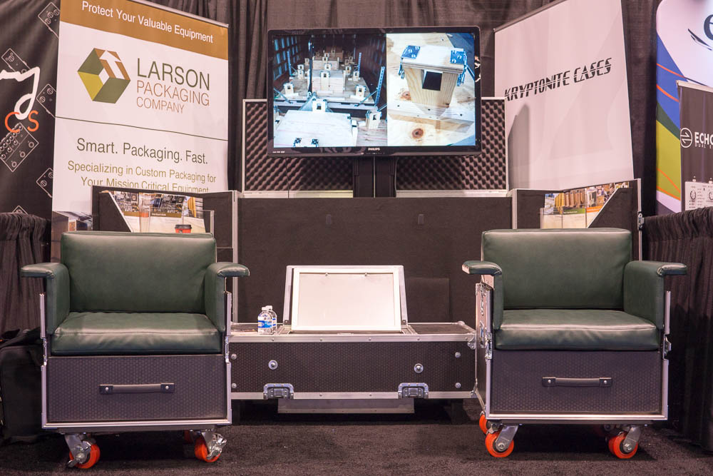 mobile-green-room-display-unpacked.jpg